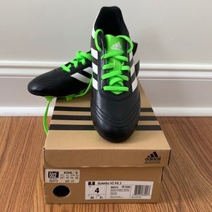 Adidas Soccer Cleats, Youth 4 (Big Kids) NWT